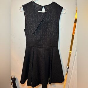 Oliviaceous Black Mini Dress Size Medium